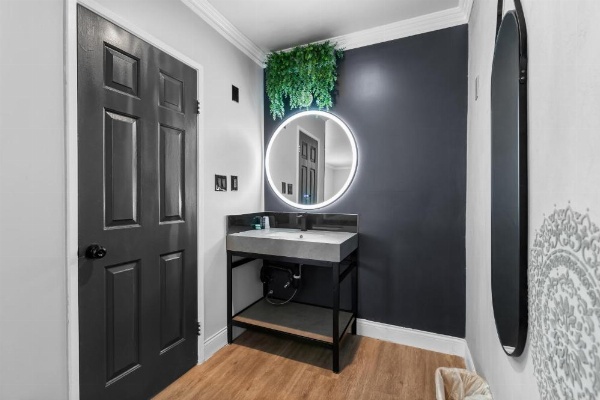 Beverly Inn Main image