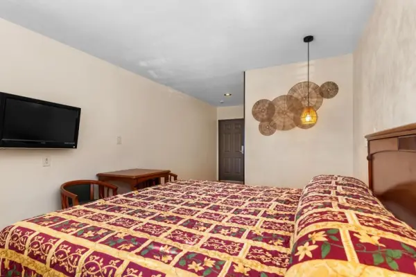 Beverly Inn Main image